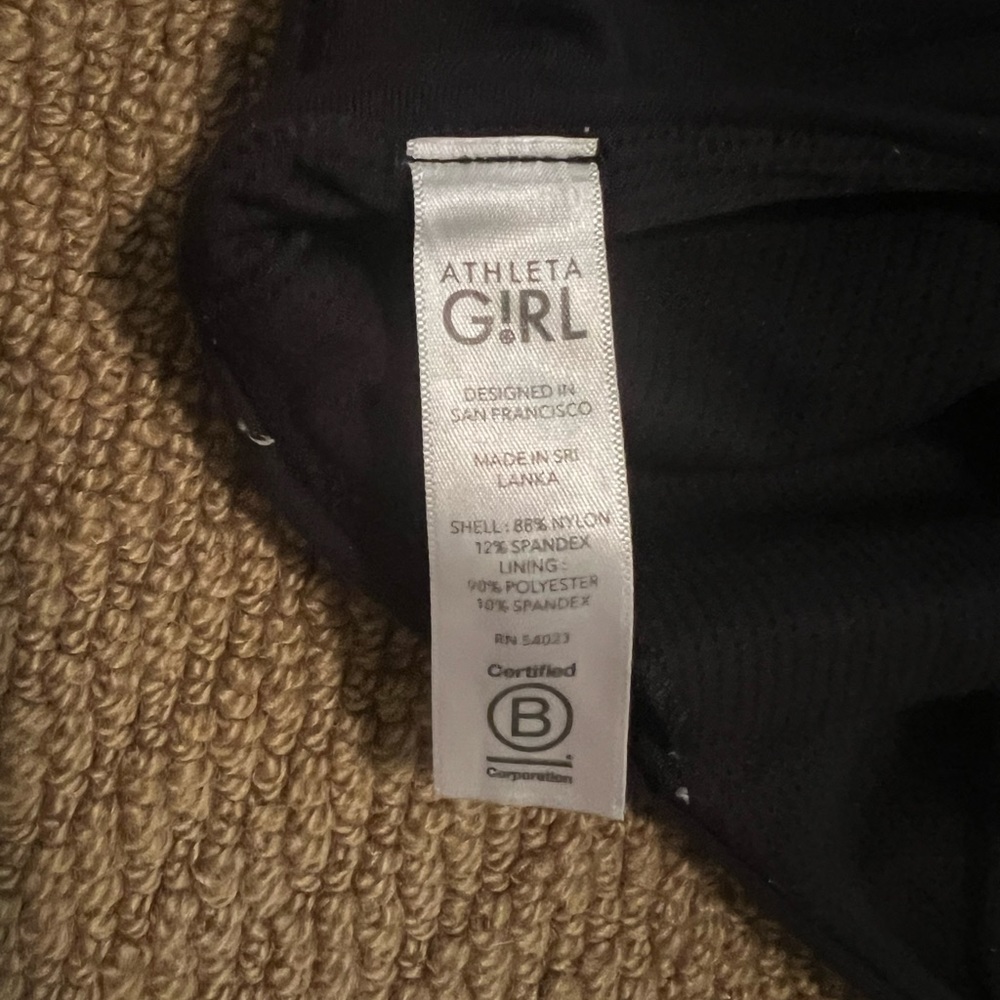 Black teen bra size XXl or size 16.